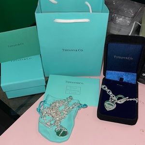 Tiff gift set with necklace and bracelet set with bag and box